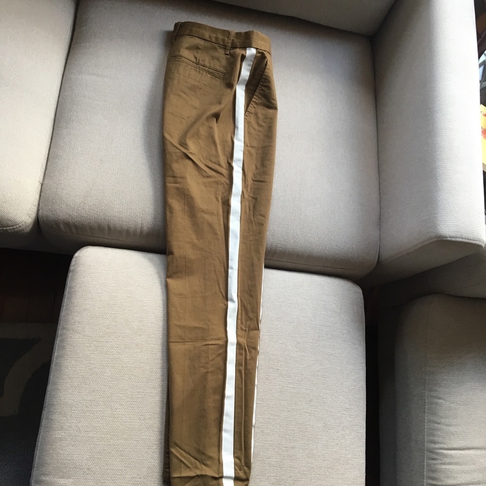 New Gap 2P Petite Khaki with Side Stripe